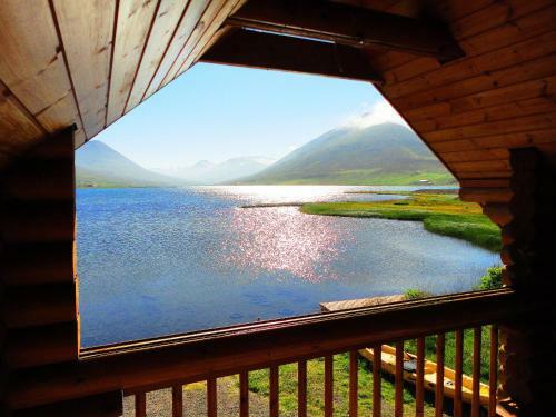 Hostal Brimnes Bungalows