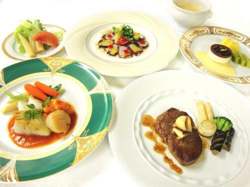 Chokai Sarukuraonsen Hotel Foresta Chokai