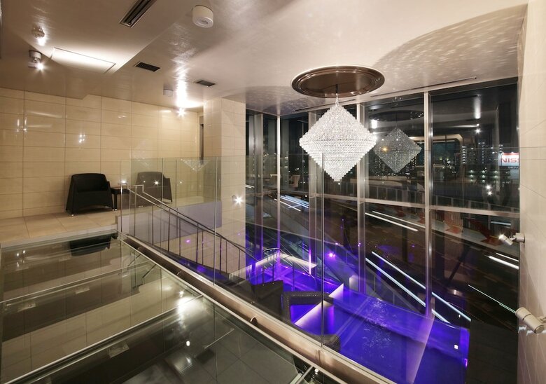N Hotel