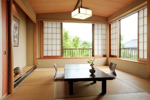 Kappo Ryokan Shiroyama