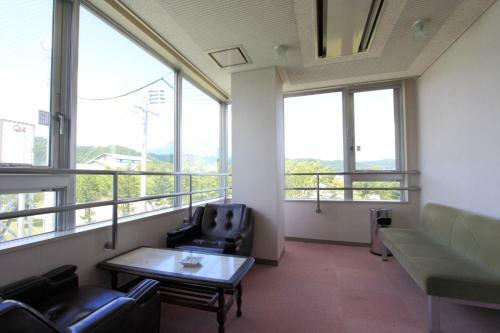 Hotel Buna No Sato Shirakamikan