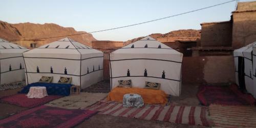 Hostal Etoile Fint Auberge Tissili