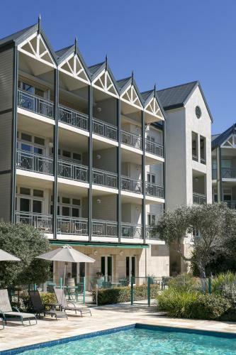 Hotel Portsea Village Resort