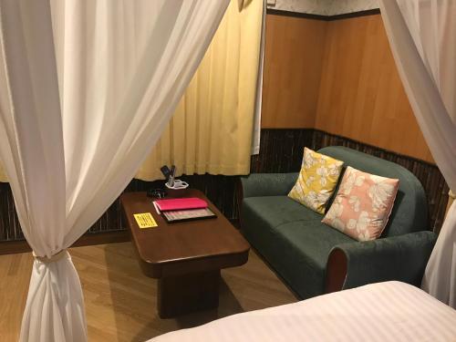 Hotel Vegas (Adult Only)