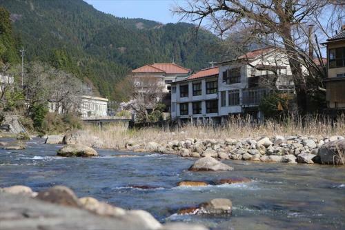 Hotel Okutsuhotspa Ikedayakajikaen