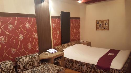 Hotel Fantasy (Adult Only)