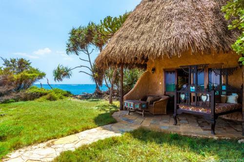 Hotel The Sands At Chale Island