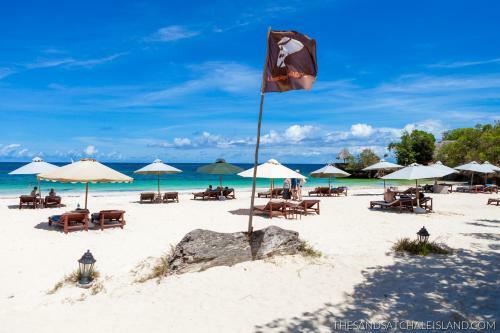 Hotel The Sands At Chale Island