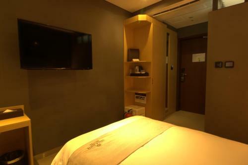 Vella Suite Hotel