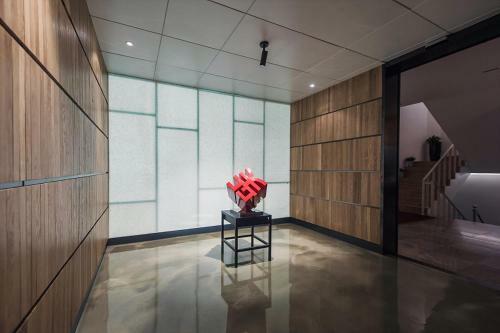 Soho Hotel Airport