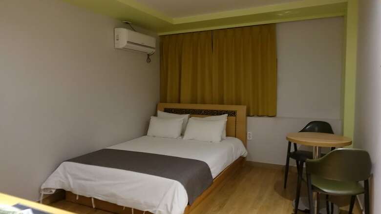 Gallery Hotel Bnb