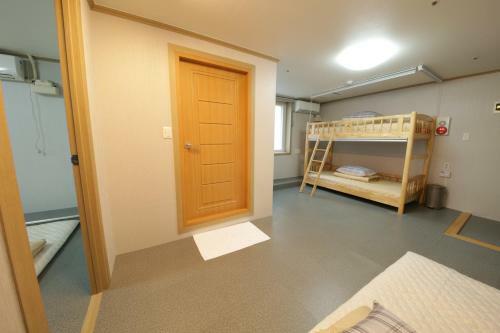 Hostel Familie Busan Station