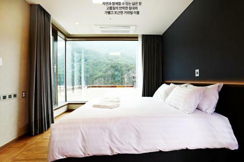 Hotel Pine Forest Jeongseon Alpine Resort