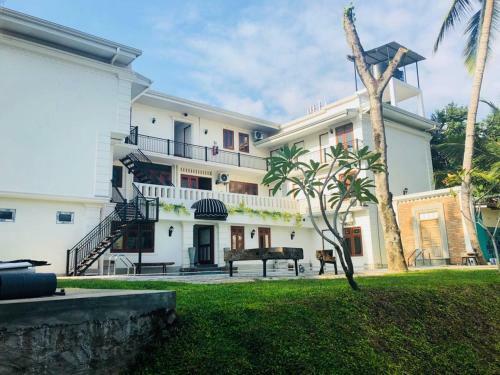 Forever City Hotel