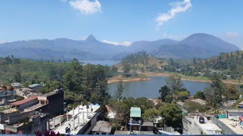 Hotel Dam House (Near Adams Peak)