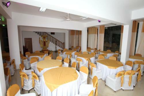 New Crystal Hill Hotel