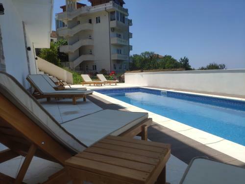 Belvedere Apartments