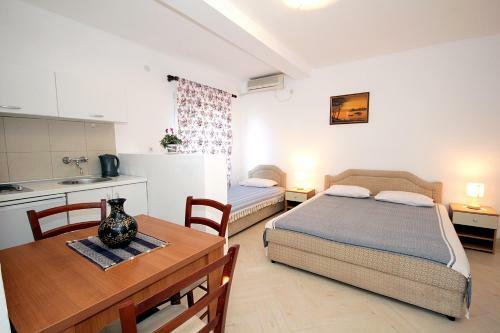 Apartments Aleksandar