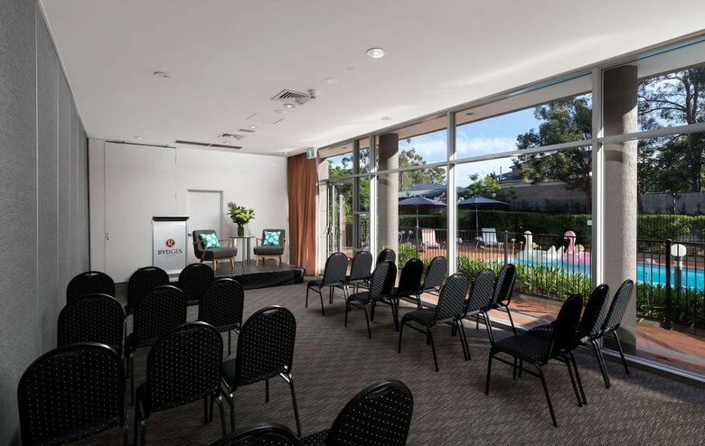 Hotel Rydges Bankstown