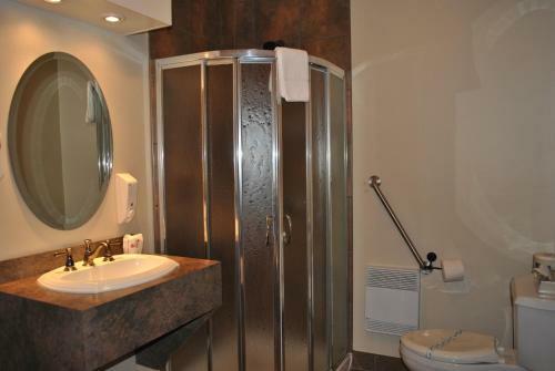 Hotel Le Montagnard, H�tel, Condos & Chalets
