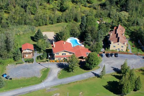 Hotel Le Montagnard, H�tel, Condos & Chalets