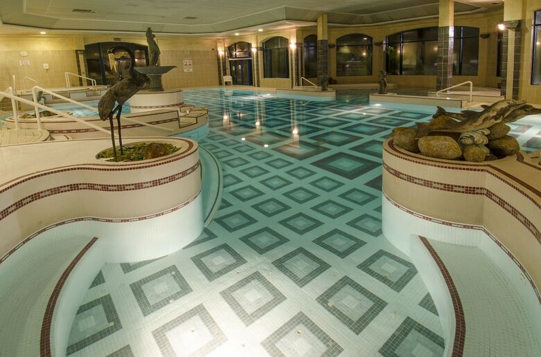 The Glenview Hotel & Leisure Club