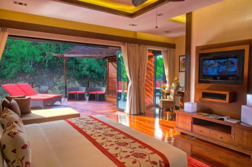 Hotel Gayana Marine Resort