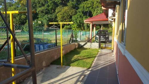 Haji Saif Homestay Whole Semi-d Terrace