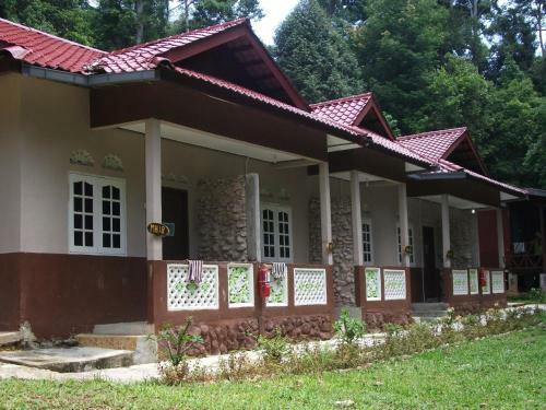 Hotel Nusa Holiday Village