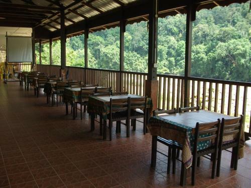 Hotel Nusa Holiday Village