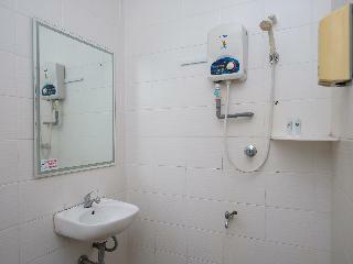 Oyo 619 Grand City Hotel 2