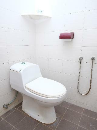 Oyo 619 Grand City Hotel 2