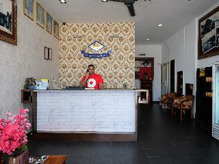 Oyo 619 Grand City Hotel 2