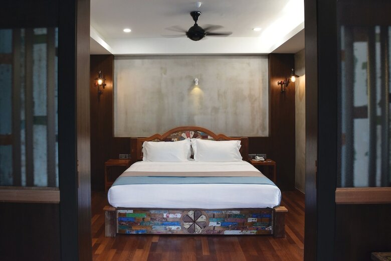 Treasures Hotel And Suites