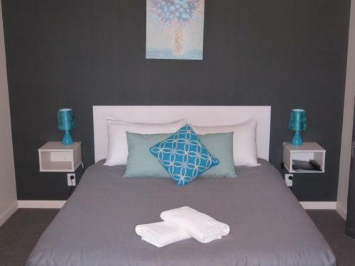 Hotel Wheels And Reels Accommodation