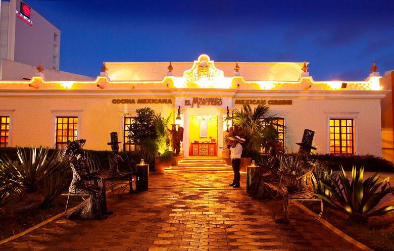 Hotel Krystal Canc�n