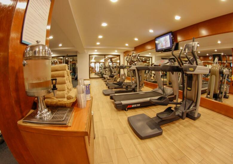 Hotel Plaza Pelicanos Grand Beach Resort