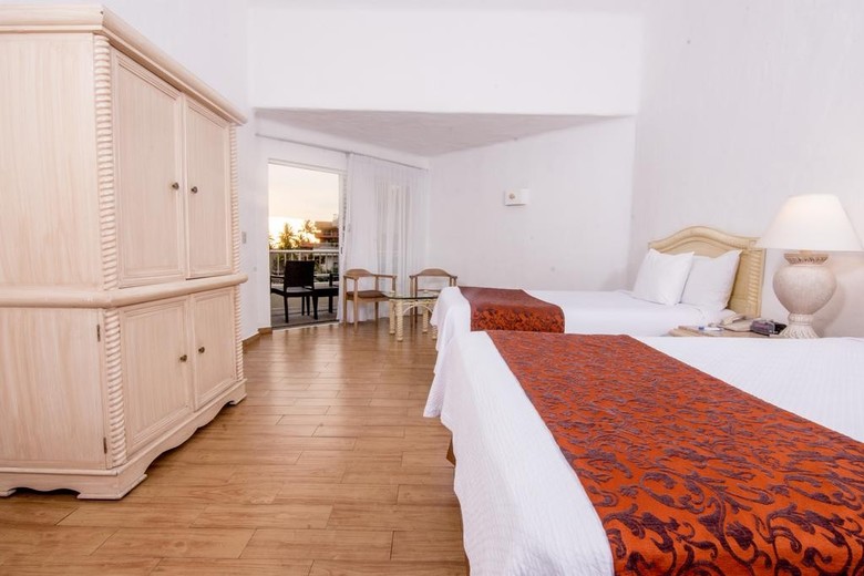 Hotel Friendly Vallarta Beach Resort & Spa