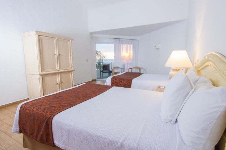 Hotel Friendly Vallarta Beach Resort & Spa