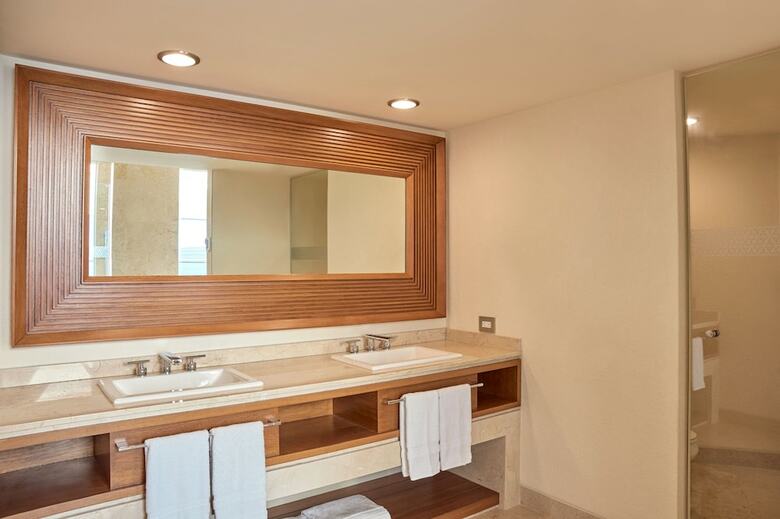 Hotel Sheraton Buganvilias Resort And Convention Center