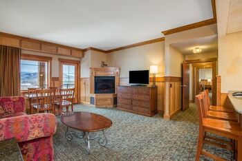 Hotel Crowne Plaza Lake Placid Resort