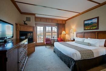 Hotel Crowne Plaza Lake Placid Resort