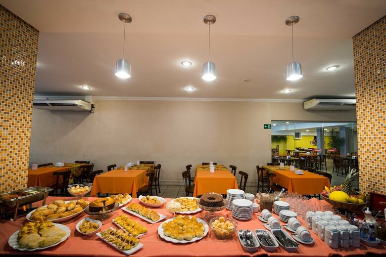 Hotel Metropolitano