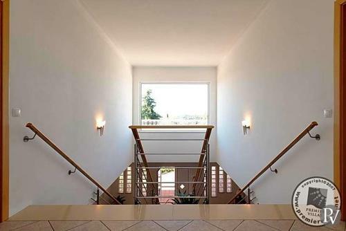 Alvor Villa Sleeps 8 Pool Air Con Wifi