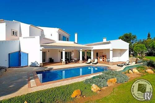 Alvor Villa Sleeps 8 Pool Air Con Wifi