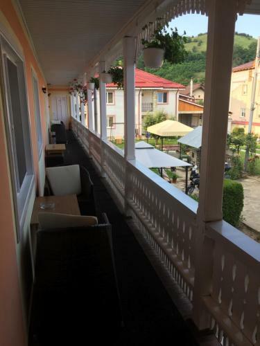 Hostal Pensiunea Flora