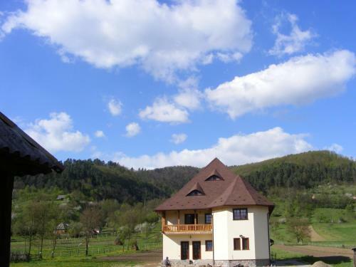 Agroturismo Pensiunea Sanziene