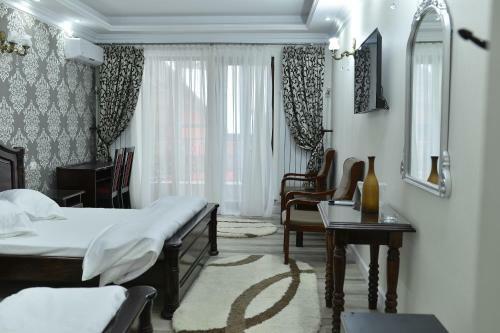 Hostal Edy's Royal Predeal