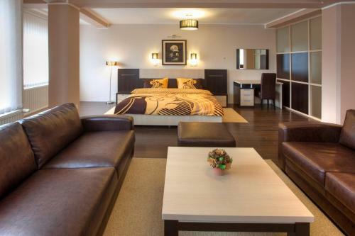 Hostal Guesthouse Vitez