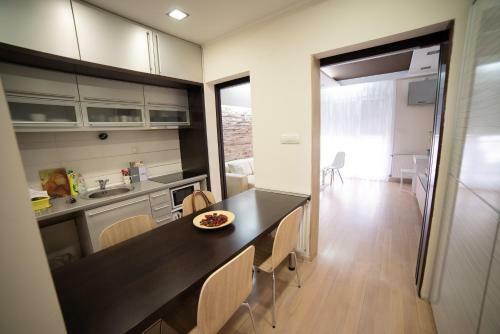 Apartment Milos